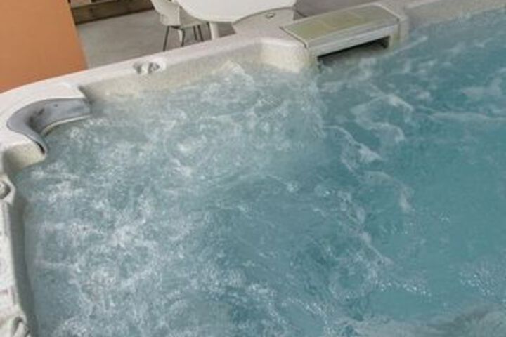 Spa 17 of 21