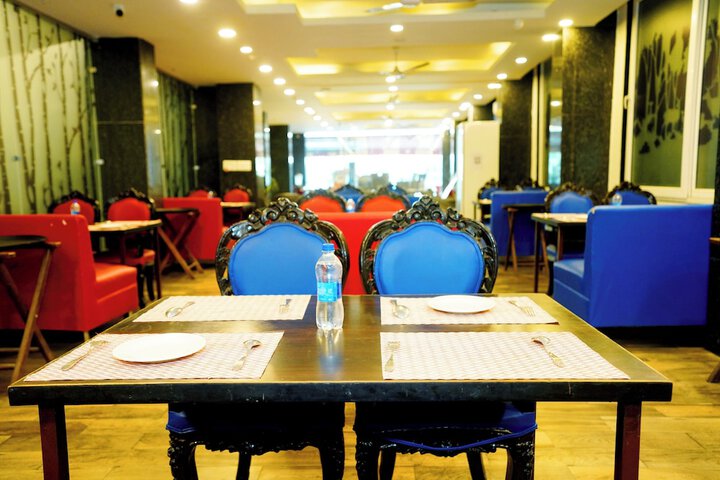 Dining 96 of 109