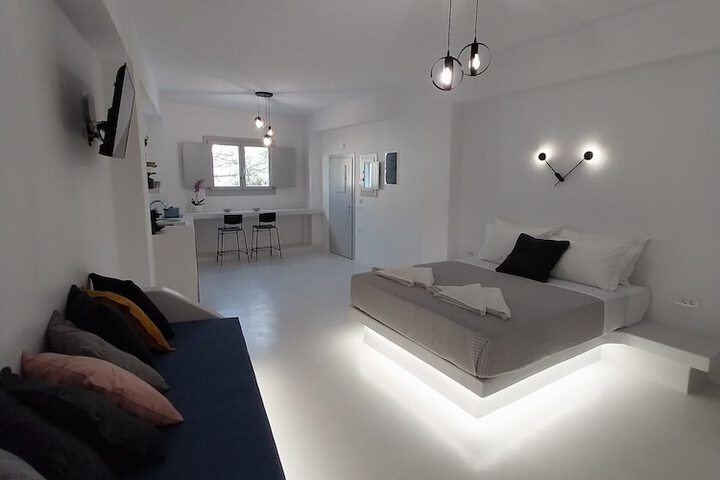 Room 28 of 75