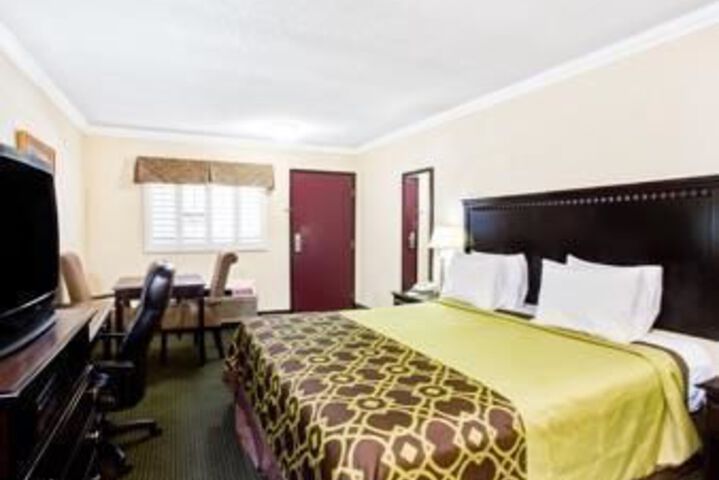 Room 56 of 87