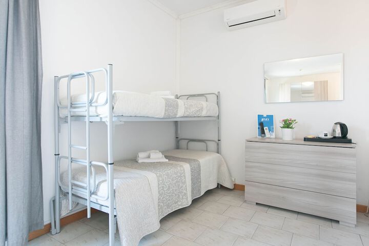 Room 20 of 85