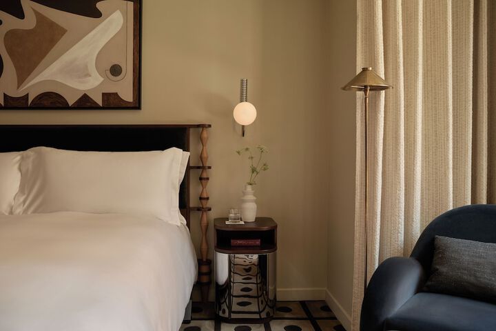 Room 16 of 109