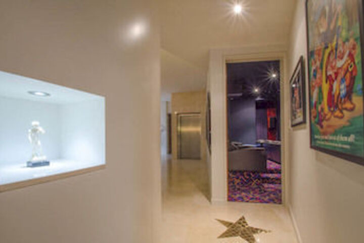 Hotel Interior 28 of 42