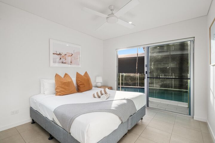 Room 115 of 342