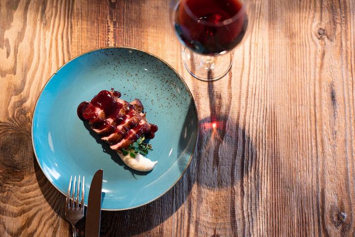 Dining 180 of 216
