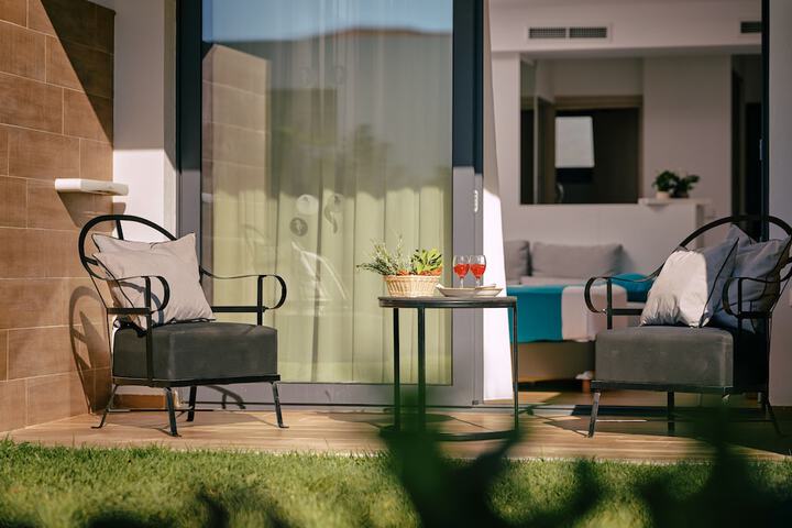 Terrace/Patio 48 of 105