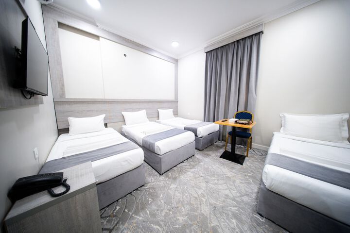 Room 19 of 27