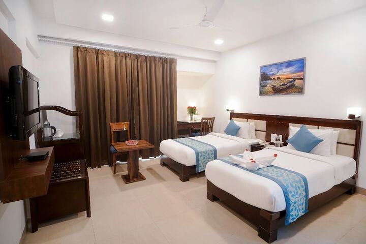 Room 8 of 37