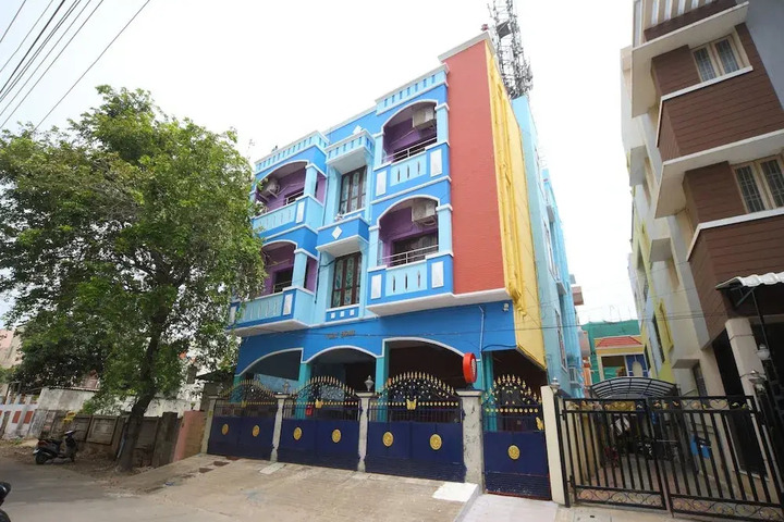 OYO 17181 VIJAY RESIDENCY