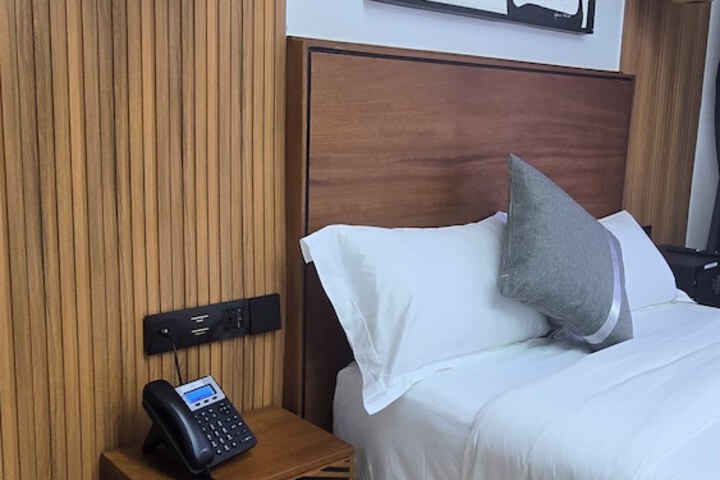 Room 19 of 61