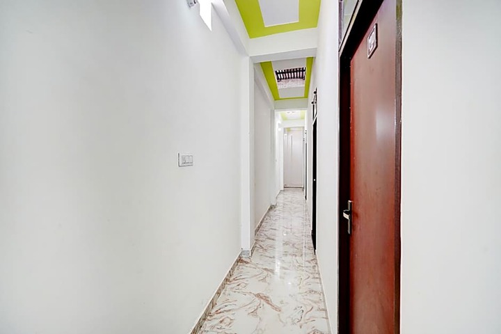 Hotel O BN Palace & Restaurant