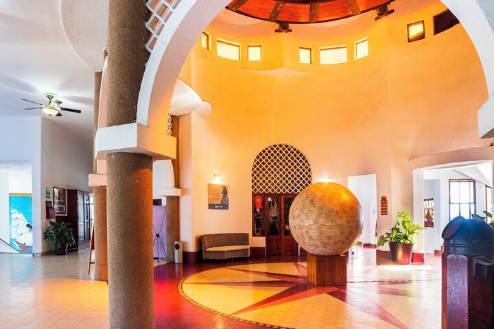 Hotel Interior 12 of 182