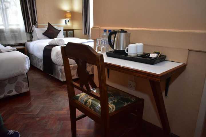 Room 21 of 50
