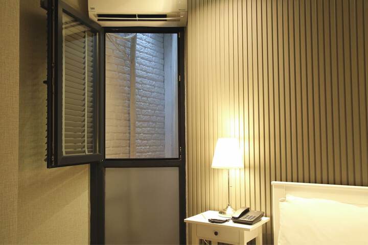 Room 29 of 71
