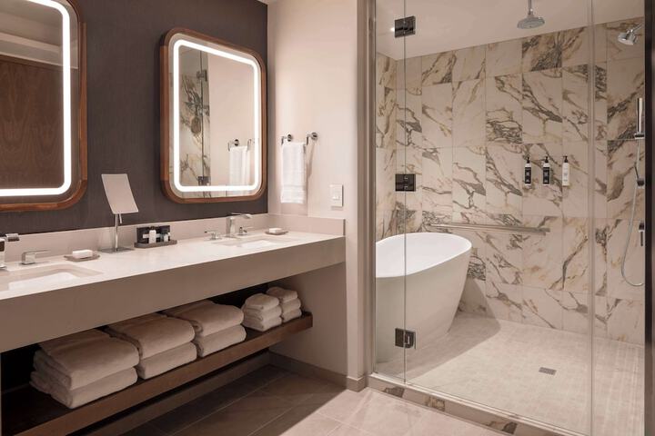 Bathroom shower