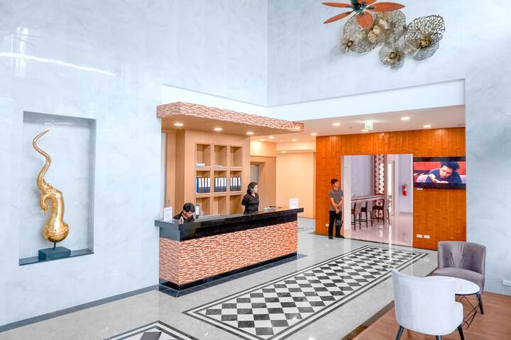Hotel Interior 4 of 100