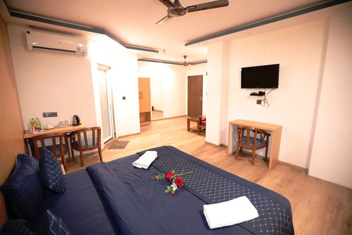 Room 18 of 29