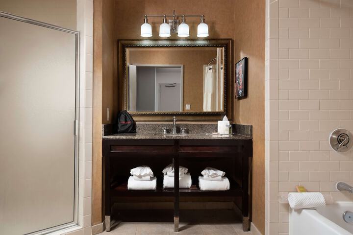 Bathroom shower