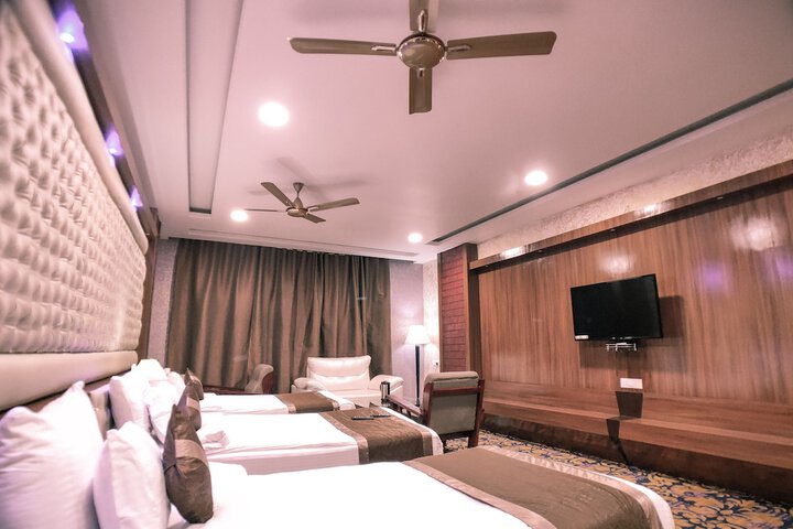 Room 29 of 43