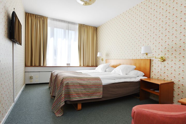 Room 7 of 71