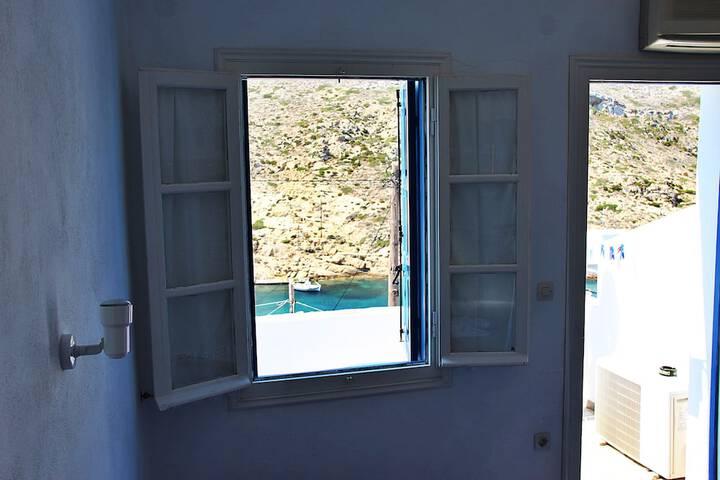 Room 15 of 25