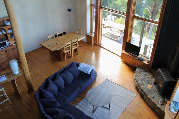 Room 14 of 27