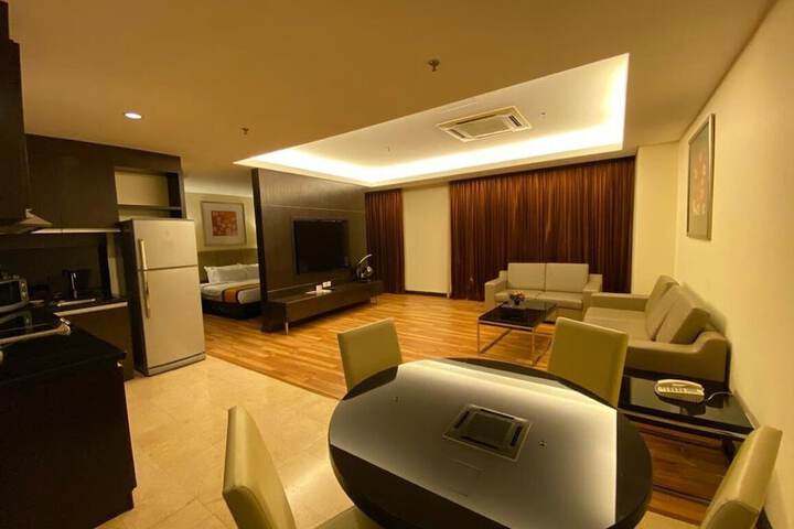 Room 11 of 49