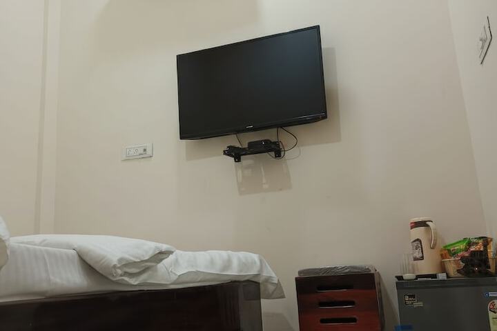 Room 7 of 10