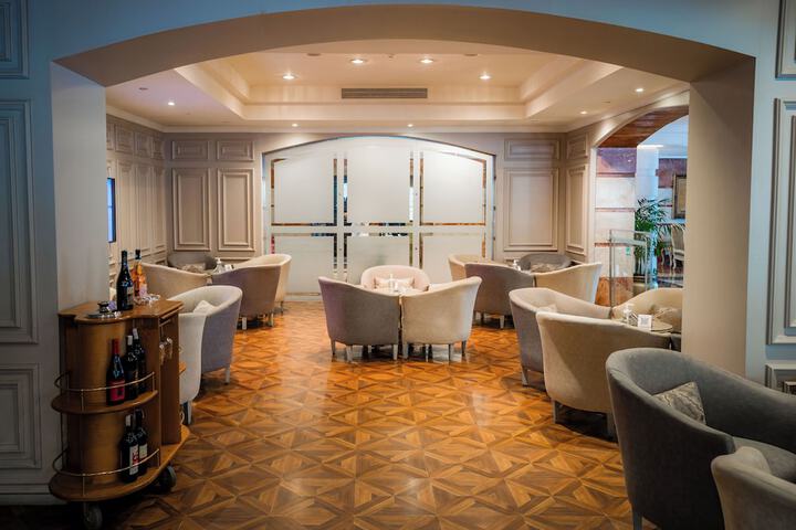 Guest Lobby
