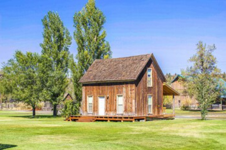 Property Grounds 19 of 25