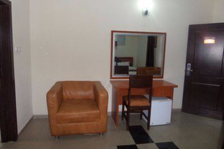 Room 39 of 43