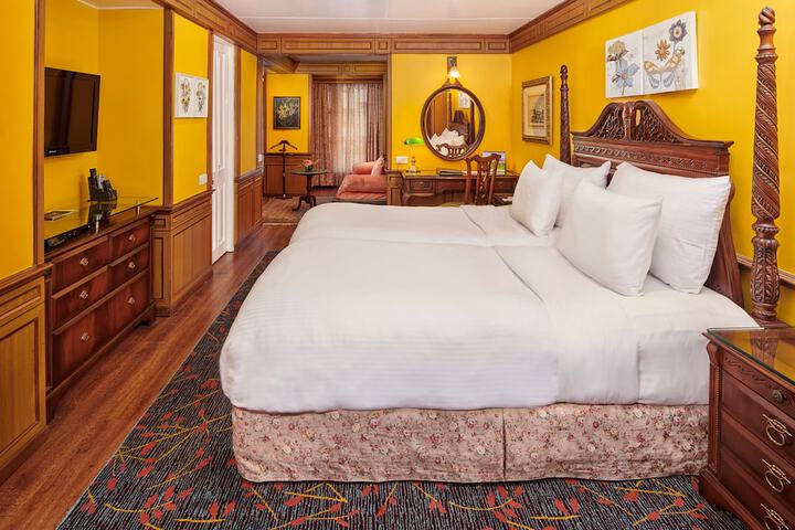 Room 9 of 89