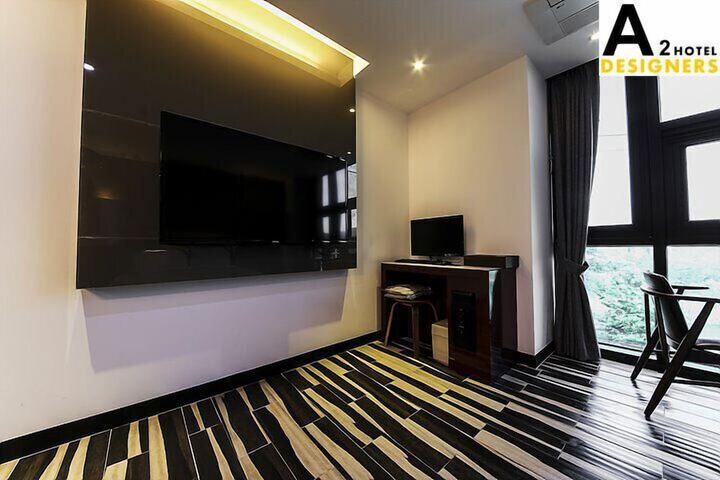 Room 22 of 43
