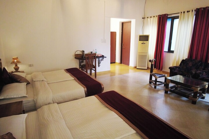 Room 19 of 96
