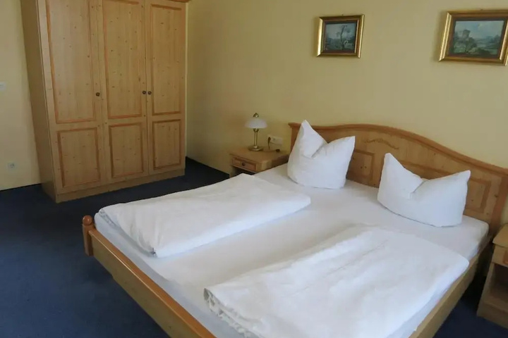 guest_rooms