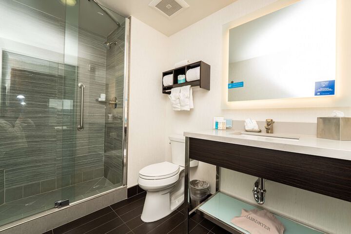 Bathroom shower
