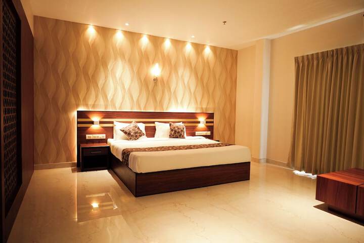 Room 3 of 14