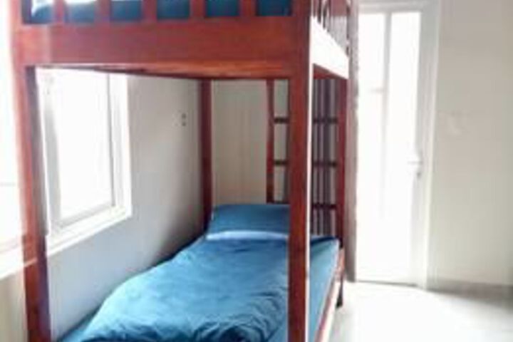 Room 13 of 25