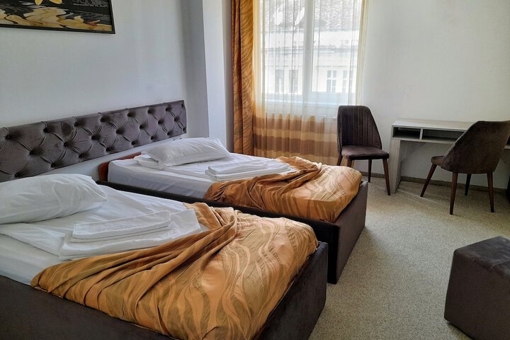 Room 17 of 59