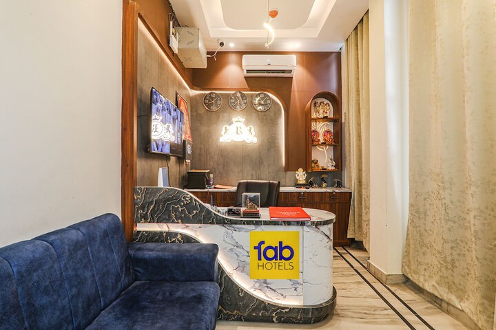 Hotel Interior 10 of 33