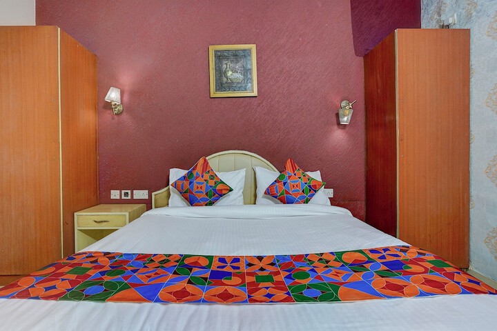 Room 20 of 34