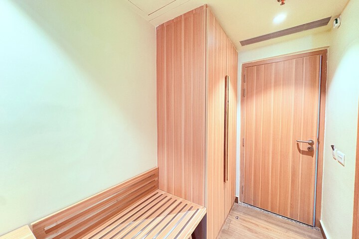 Room 38 of 73