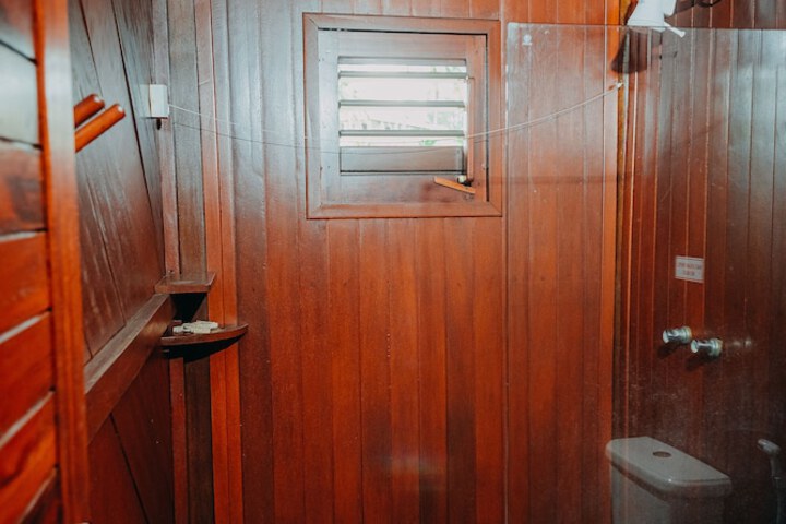 Room 45 of 66