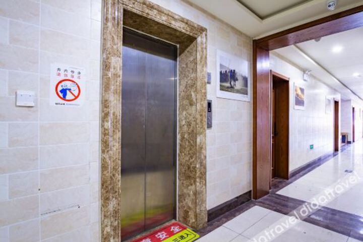 Hotel Interior 11 of 22
