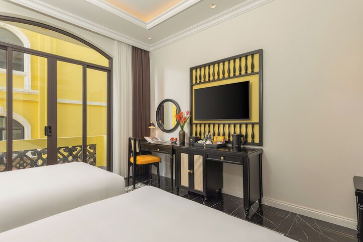 Room 55 of 107