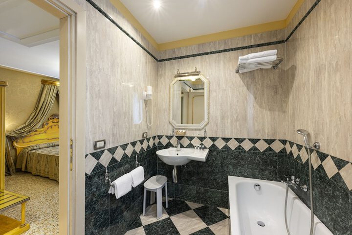 Bathroom Interior Photo