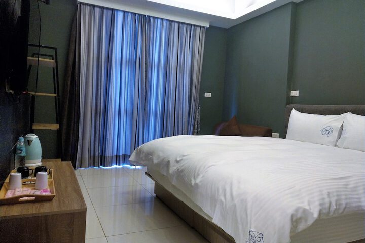 Room 35 of 99
