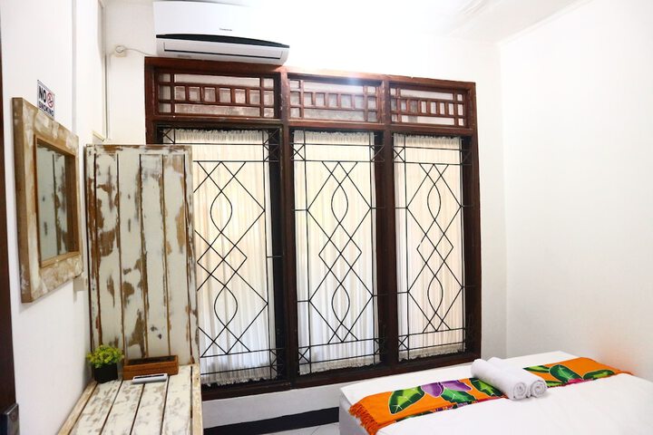 Room 4 of 14