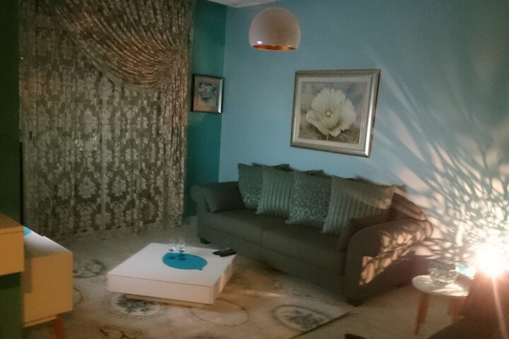 Room 10 of 14