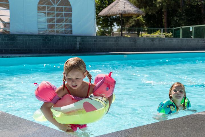 Pool 7 of 39